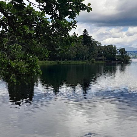 Ye Old'E Man Lake District Grange-Over-Sands Extérieur photo