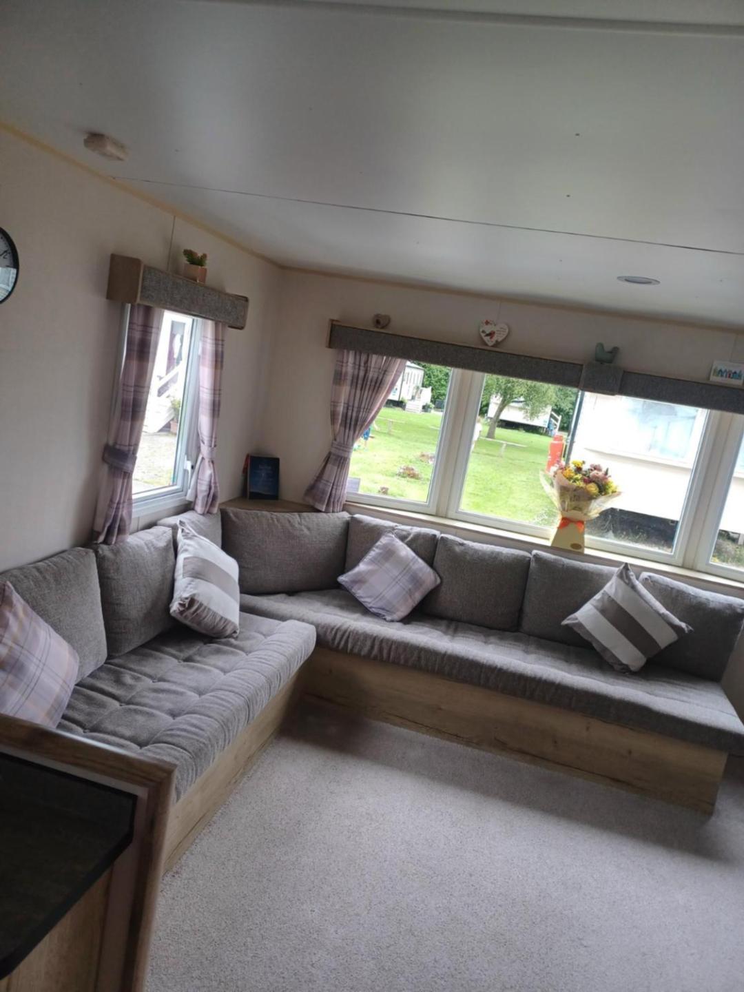 Ye Old'E Man Lake District Grange-Over-Sands Extérieur photo