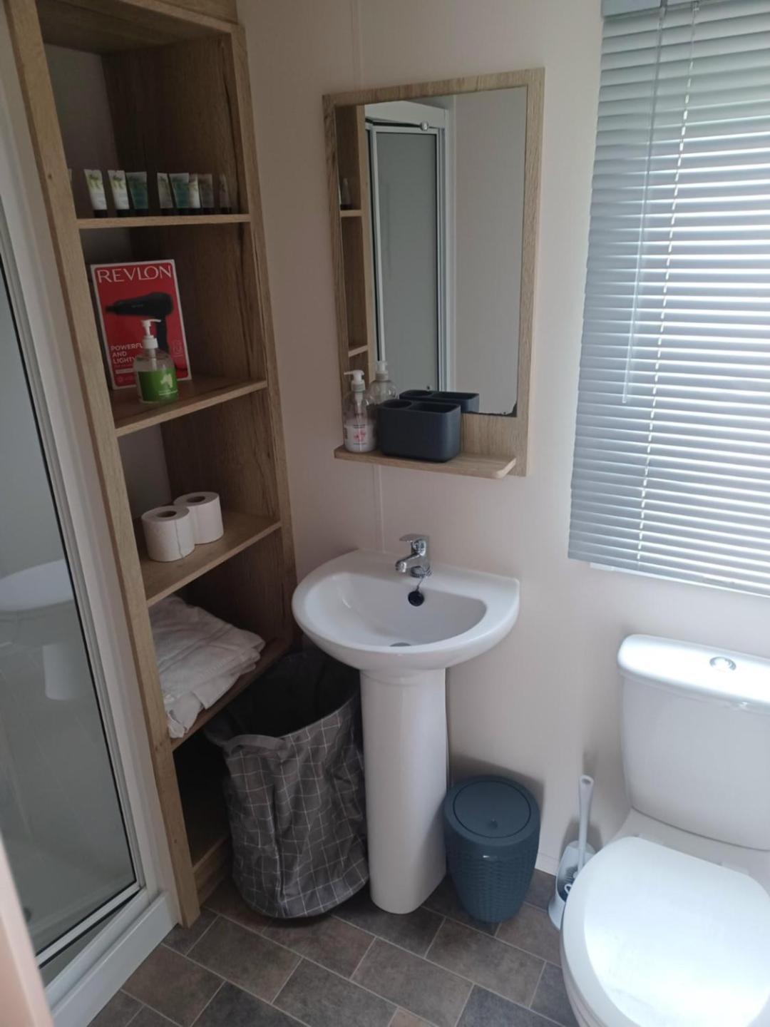Ye Old'E Man Lake District Grange-Over-Sands Extérieur photo