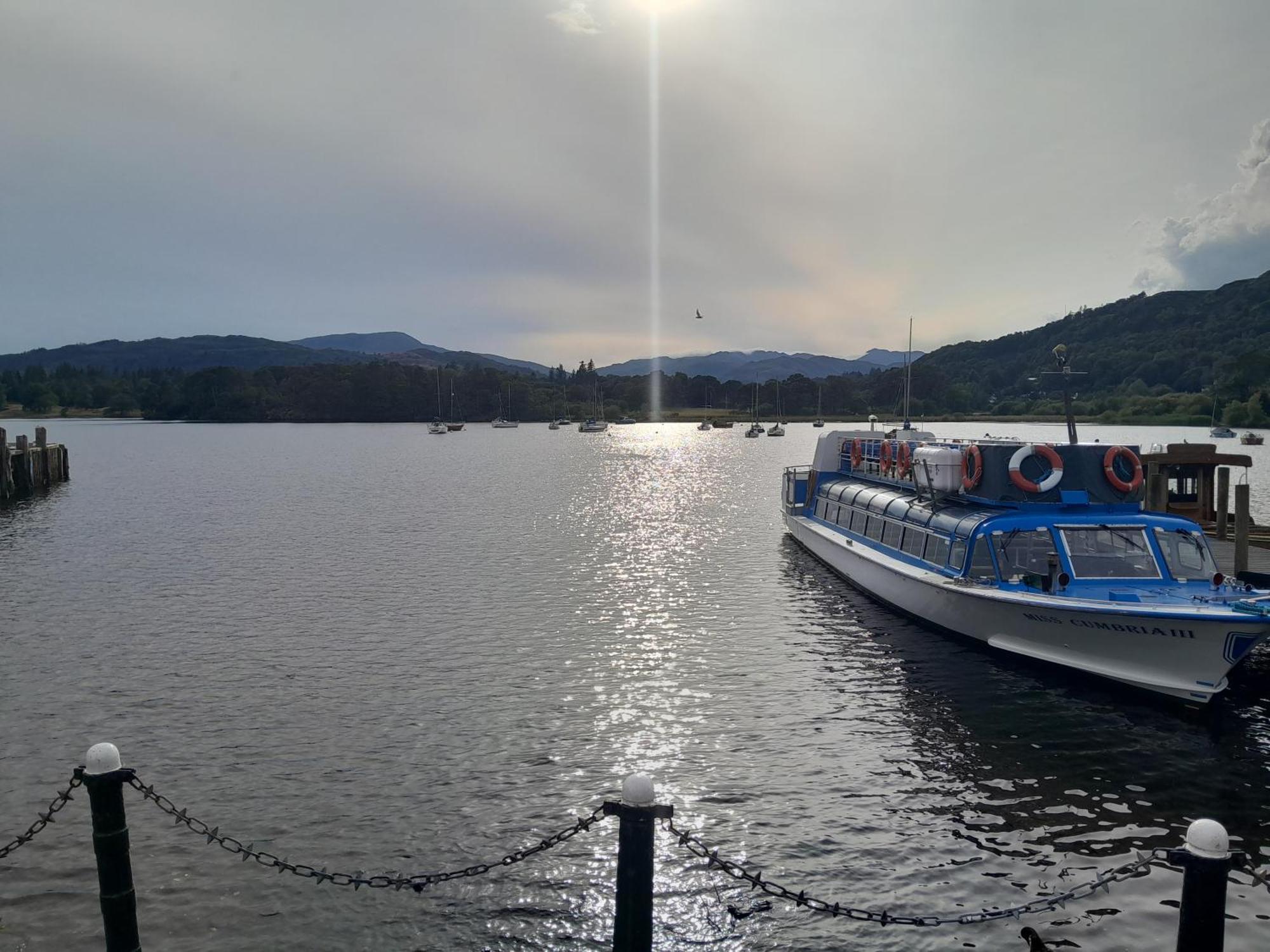 Ye Old'E Man Lake District Grange-Over-Sands Extérieur photo